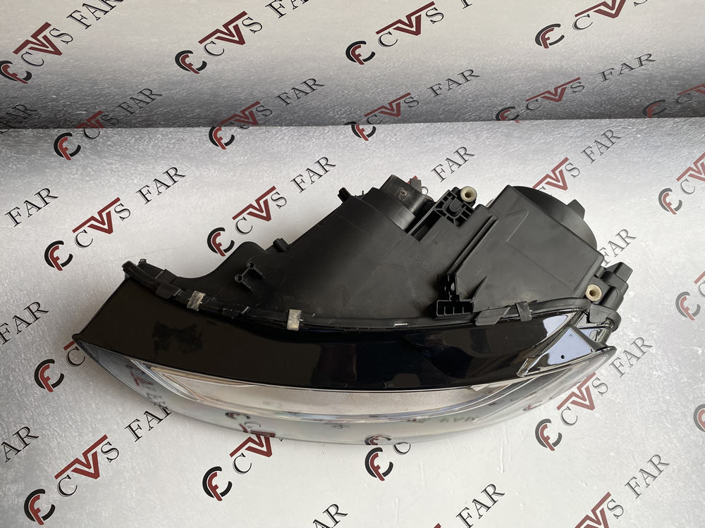 Audi A4 B8 Xenon Sol Far 2013-2016 Audi A4 B8 Xenon Sol Far 2013-2016