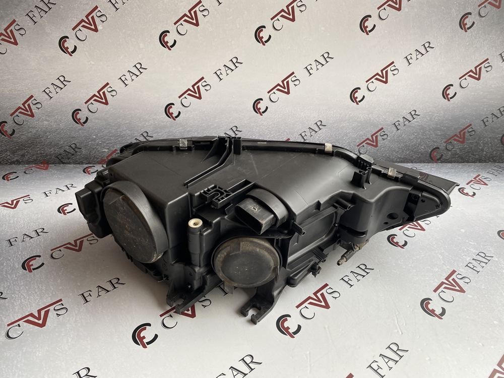 Audi A4 B8 Xenon Sol Far 2013-2016 Audi A4 B8 Xenon Sol Far 2013-2016