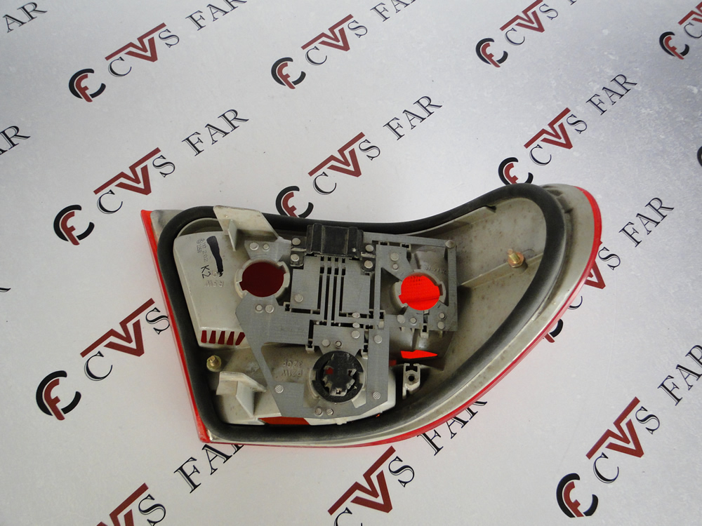 Mercedes W210 Sağ Arka Dış Stop Lambası Mercedes W210 Sağ Arka Dış Stop Lambası