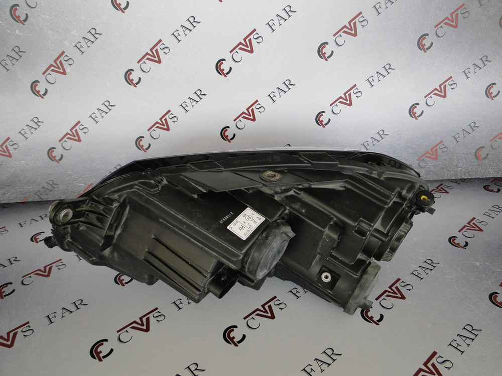 Volkswagen Passat B7 Sağ Far 2011-2014 Volkswagen Passat B7 Sağ Far 2011-2014